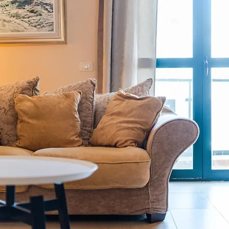 Marina Mirage By Pikhost 公寓