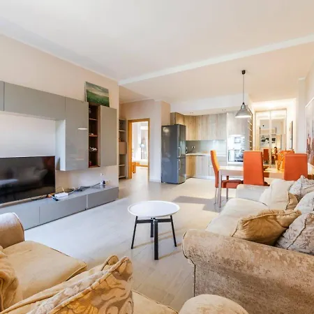 Marina Mirage By Pikhost Apartament