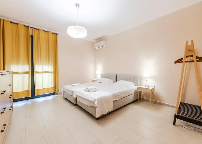 Marina Mirage By Pikhost * Vlorë